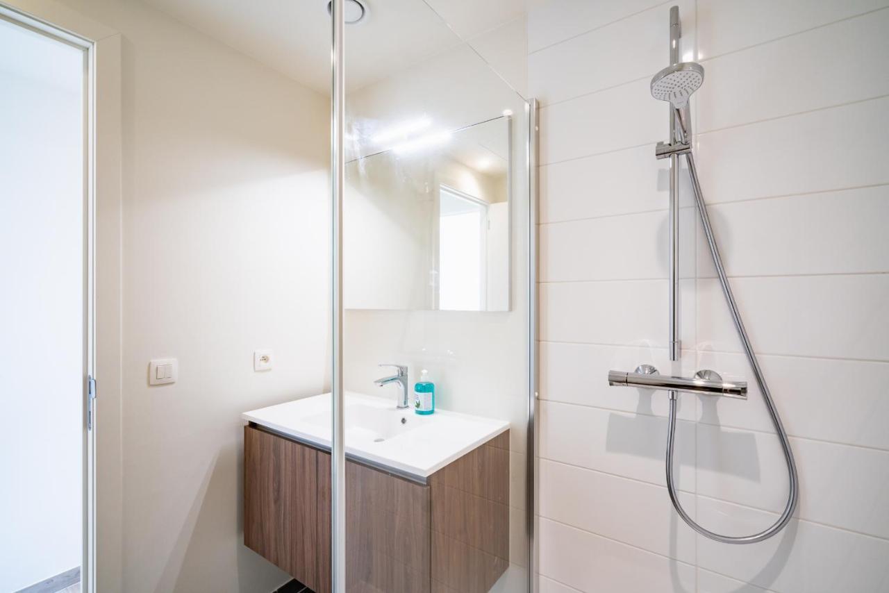 Opera Apartments In The Heart Of Антверпен Екстериор снимка