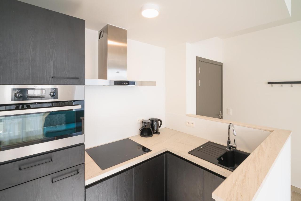 Opera Apartments In The Heart Of Антверпен Екстериор снимка